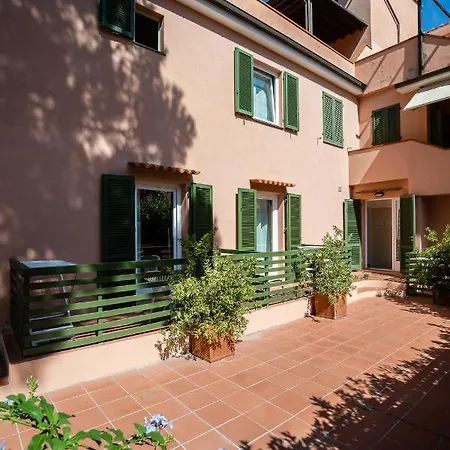 Guest house Affittacamere La Stenella *